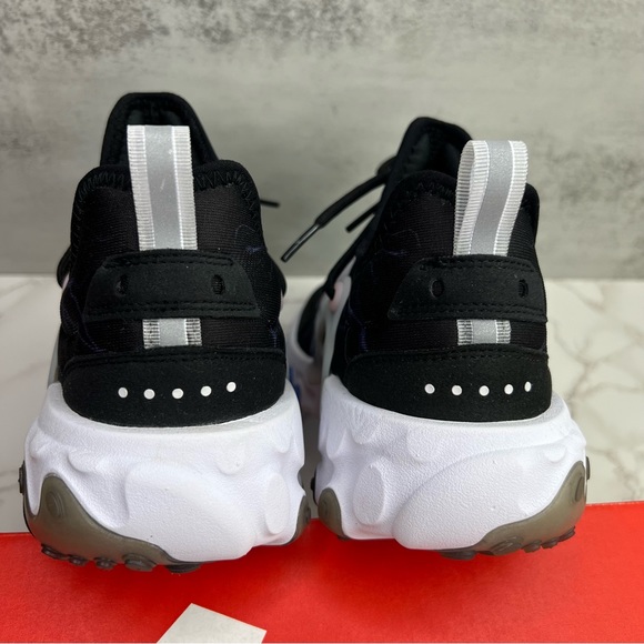 Nike React Presto Lightning ⚡️ - Picture 9 of 16